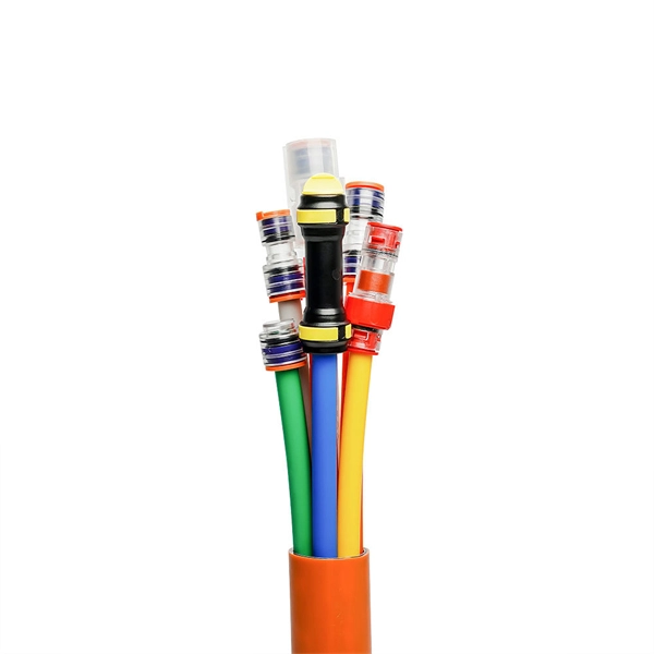 Electrical cable tray lifting lugs