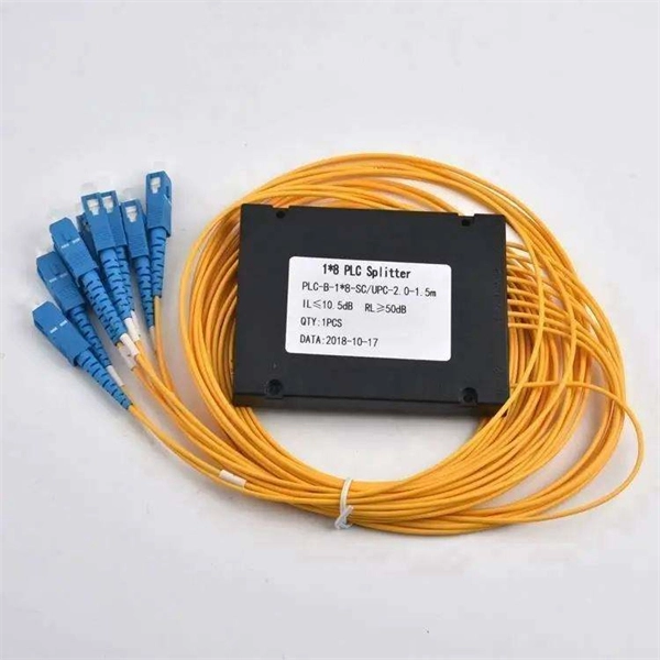 Traffic signal light cable