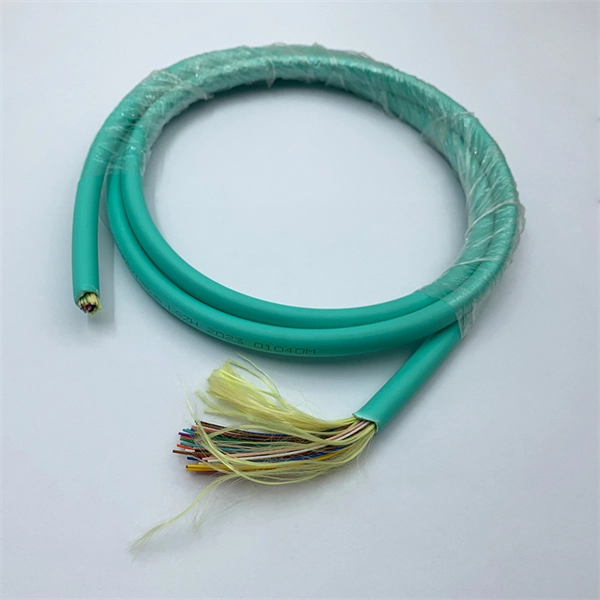 Fiber optic cable characteristics include
