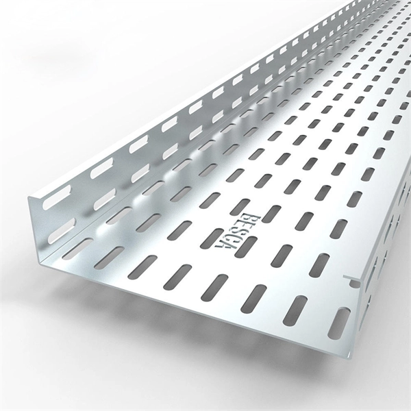 What specifications should the distribution box be configured according to
