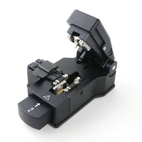 What are some manufacturers of coherent optical modules