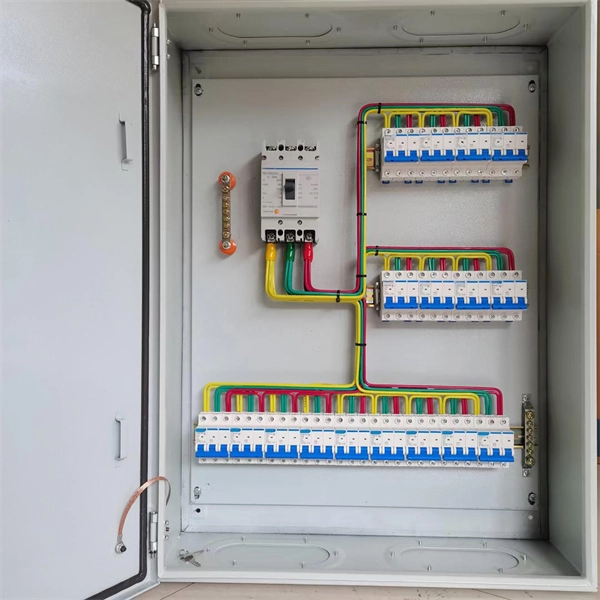 How are fiber optic patch cords graded
