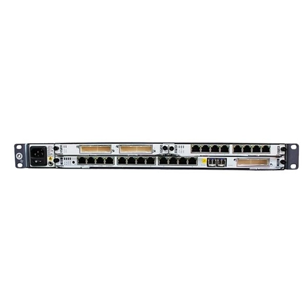 How many cores are typically in an optical fiber terminal box