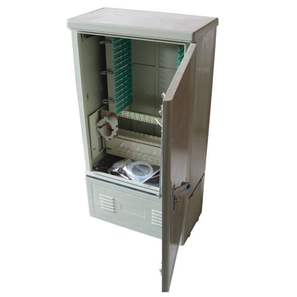 Can a fiber optic splitter be connected to a home 